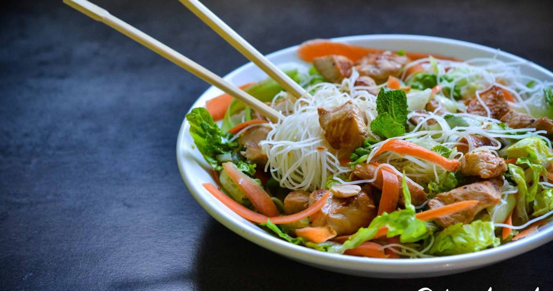 Bo bun de poulet healthy | ©Yood (Good food good mood for you)