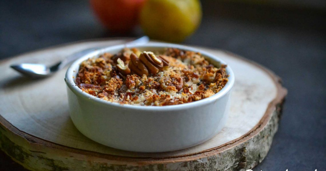 Crumble sain de pommes & prune à l Okara | ©Yood (Good food good mood for you)