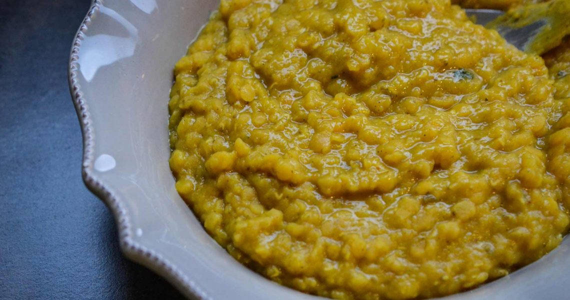 Dahl de lentilles corail, curry & lait de coco | ©Yood (Good food good mood for you)