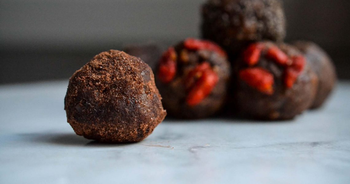 Energy balls cacahuètes & chocolat | ©Yood (Good food good mood for you)