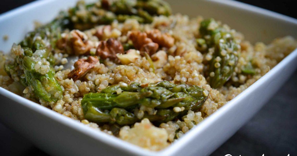 Quinotto aux deux asperges & noix | ©Yood (Good food good mood for you)